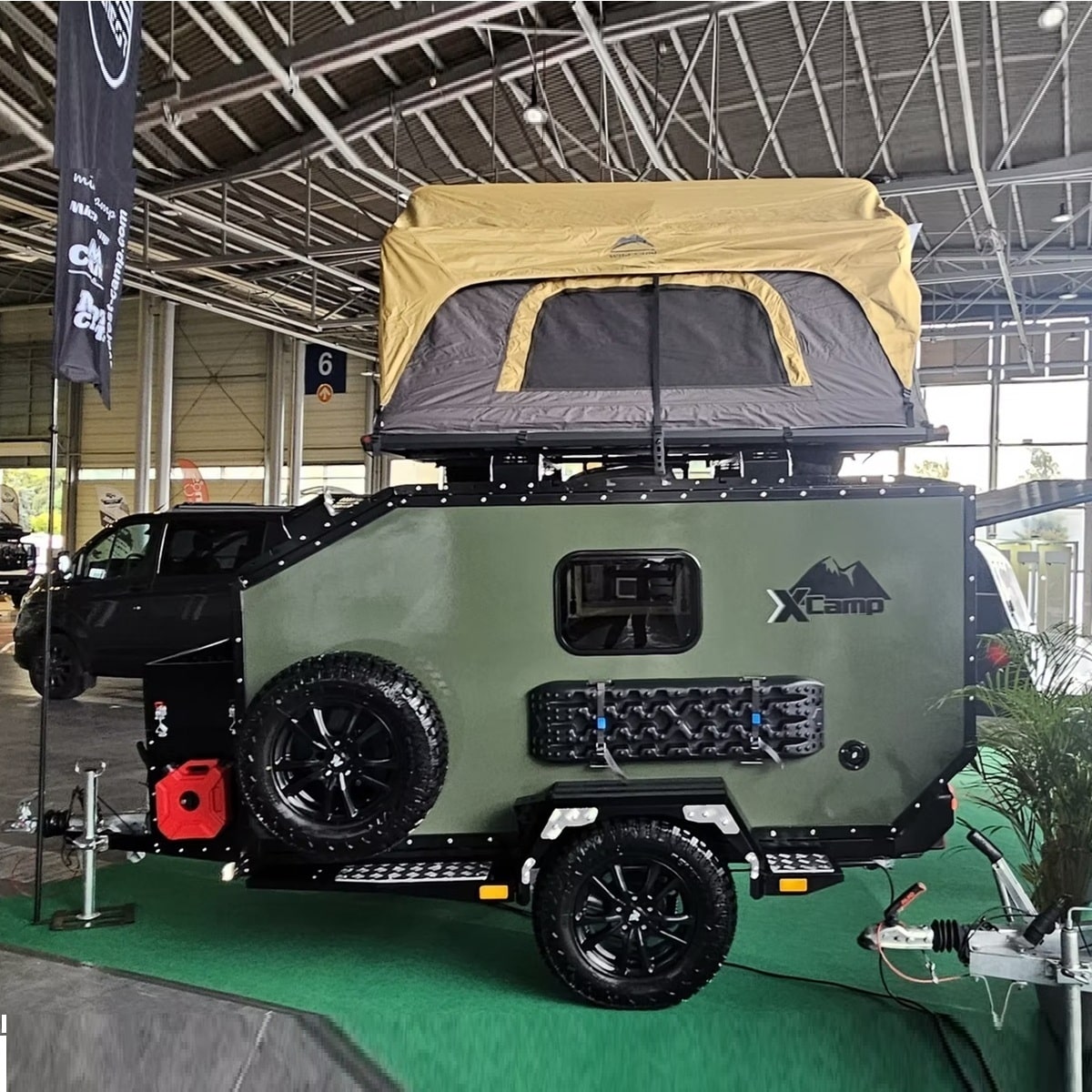 CRAFTMAX® BLACK BROTHER EXP-2 7.5 Extreme OffRoad Caravan ThermoSandwich 2.50x1.40x1.30m, vollausgestattet mit Möbel, Bett, Küche 100kmh (6)