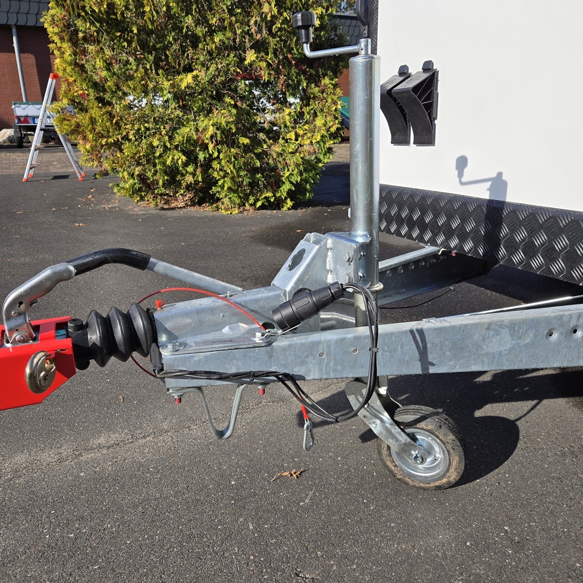 OffRoad® 1300 Speedcaravan CROSS 3.00x1.46x1.90m, mit Küche, Bett, Fenster, Tür, Dachträger, Ladebordwand - 100kmh (6)